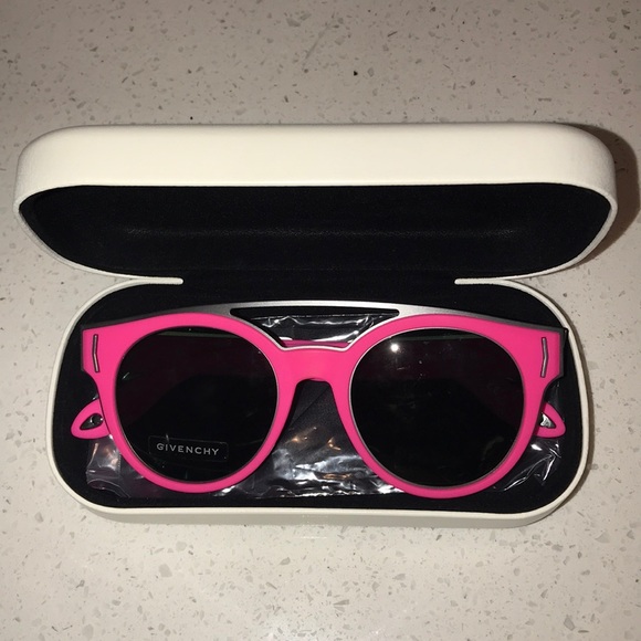 GIVENCHY Fluorescent Neon Pink Summer Sunglasses - Picture 5 of 7